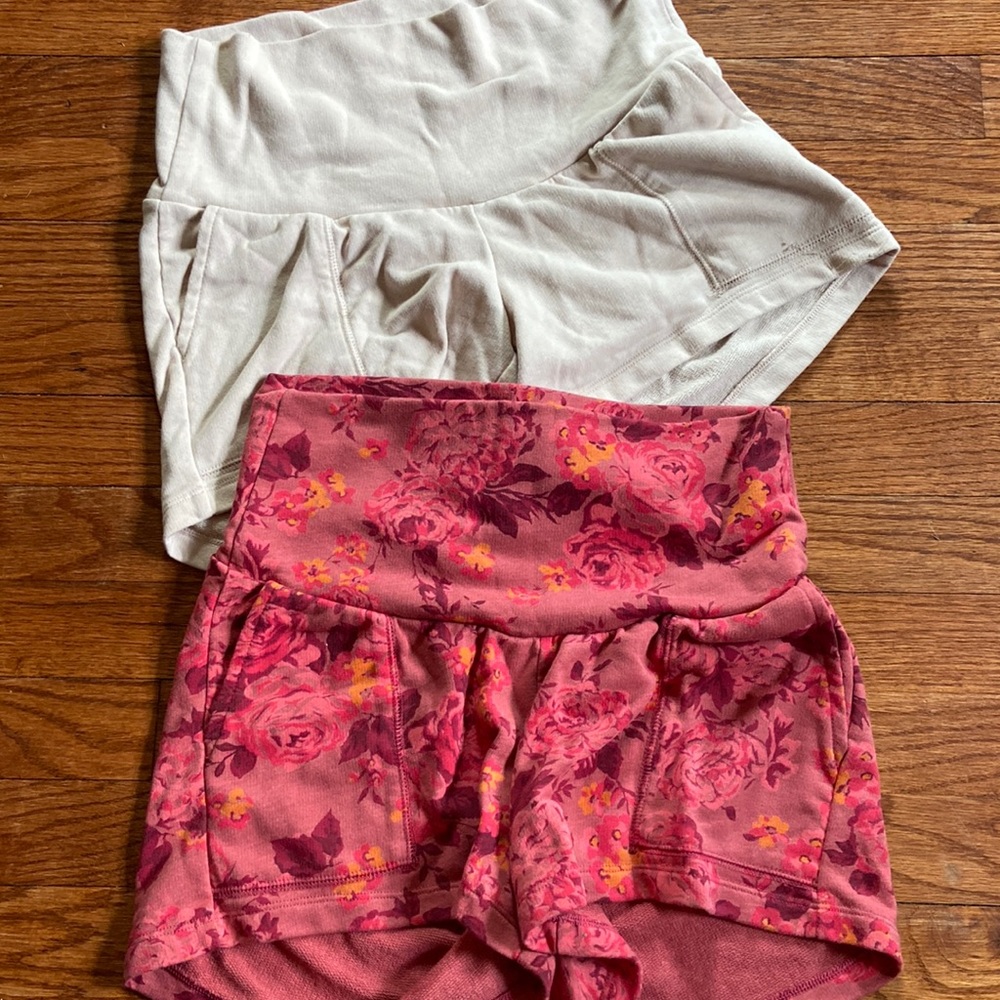 So comfy! Maternity shorts